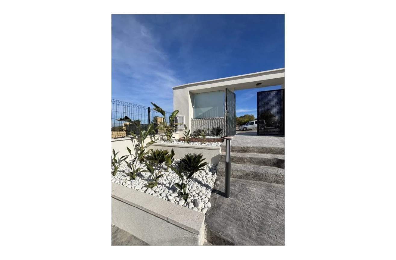 Wiederverkauf - Wohnung - Las Filipinas - Inland