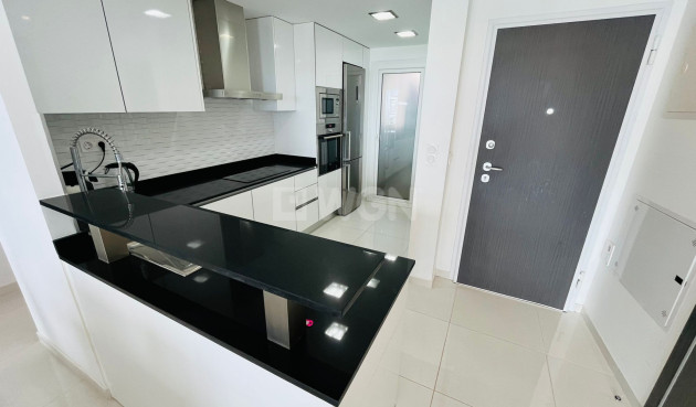 Reventa - Apartamento / piso - Punta Prima - Costa Blanca