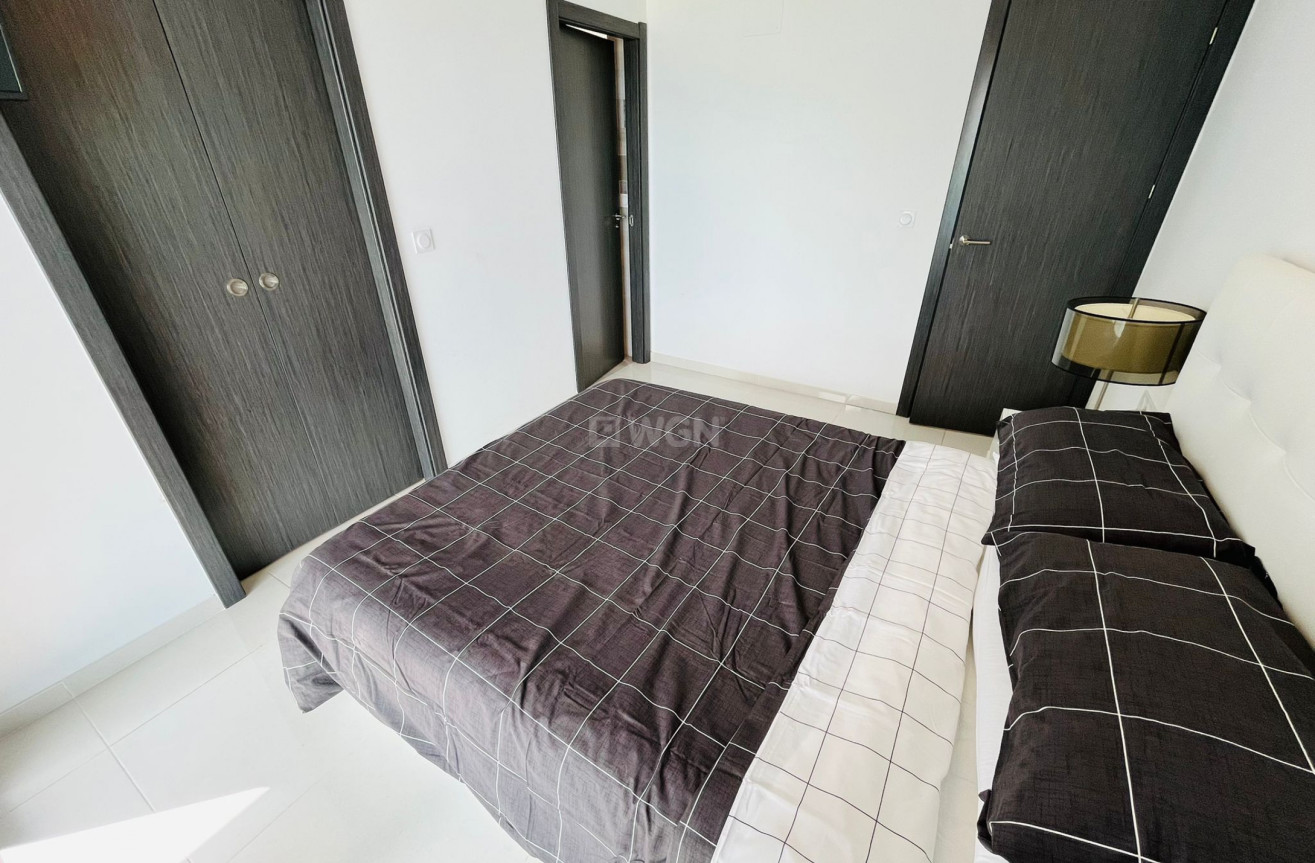 Reventa - Apartamento / piso - Punta Prima - Costa Blanca