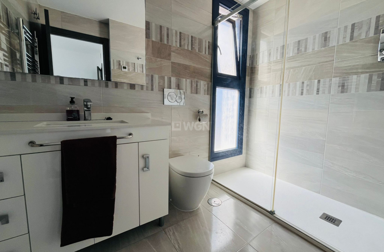 Reventa - Apartamento / piso - Punta Prima - Costa Blanca