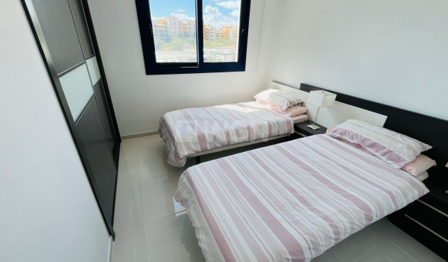 Reventa - Apartamento / piso - Punta Prima - Costa Blanca