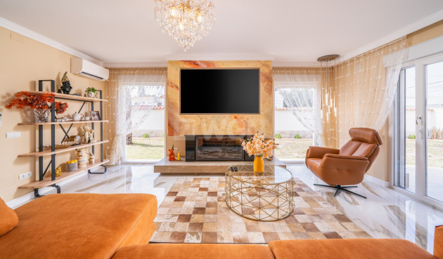 Odsprzedaż - Villa - Torrevieja - Torreta