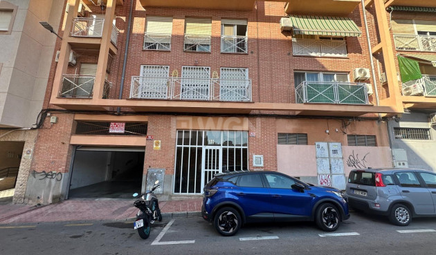 Odsprzedaż - Daszek - Torrevieja