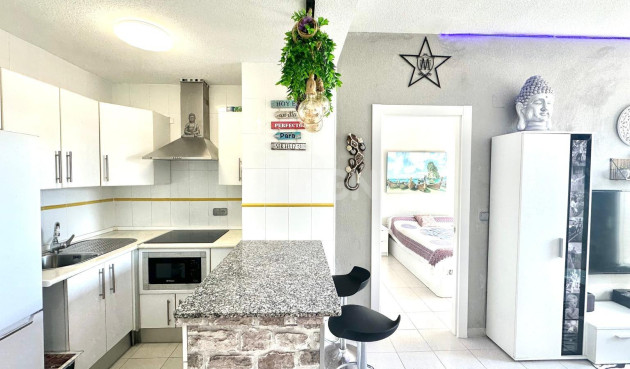 Odsprzedaż - Daszek - Torrevieja