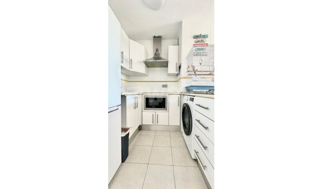 Odsprzedaż - Daszek - Torrevieja