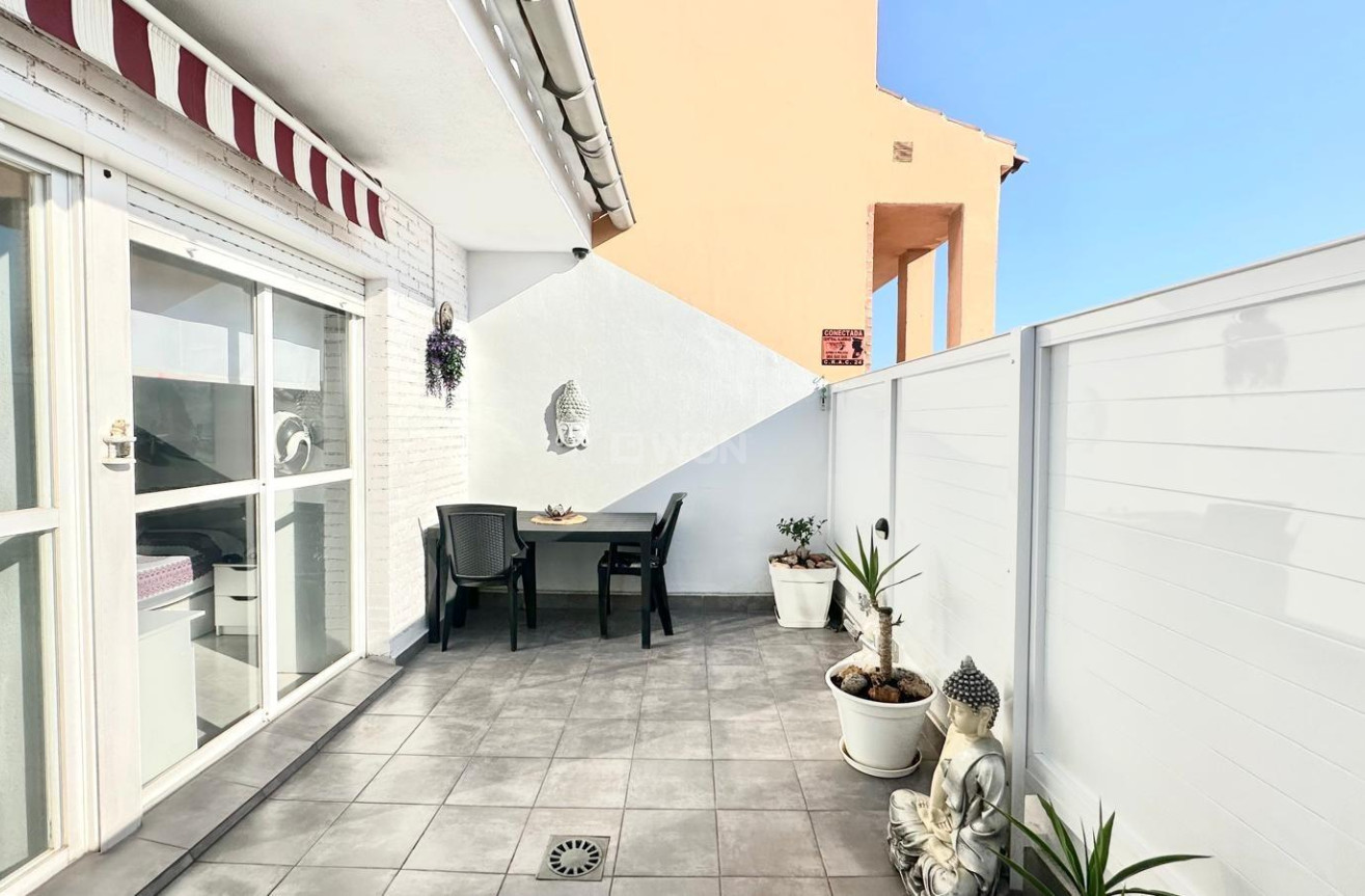 Odsprzedaż - Daszek - Torrevieja