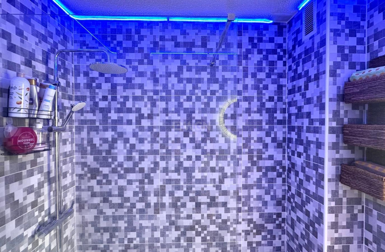 Odsprzedaż - Daszek - Torrevieja