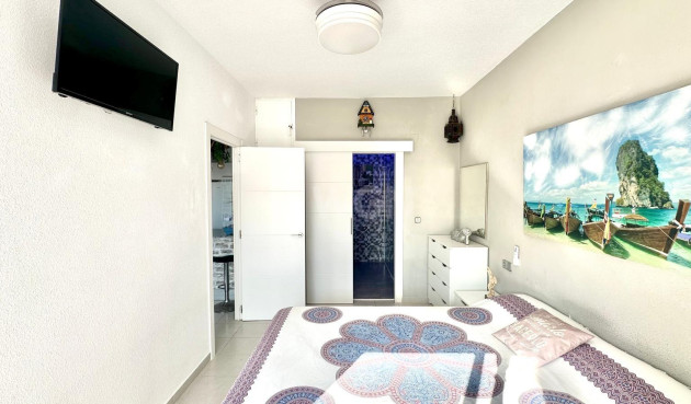 Odsprzedaż - Daszek - Torrevieja