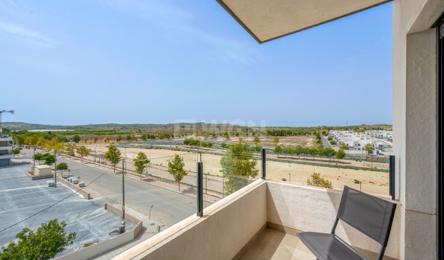 Odsprzedaż - Mieszkanie w bloku - San Miguel de Salinas - Inland