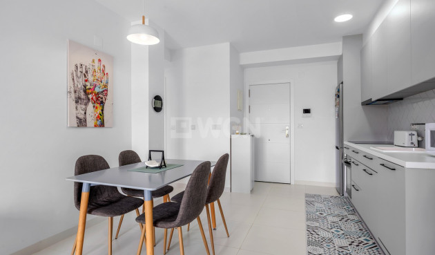 Odsprzedaż - Mieszkanie w bloku - San Miguel de Salinas - Inland