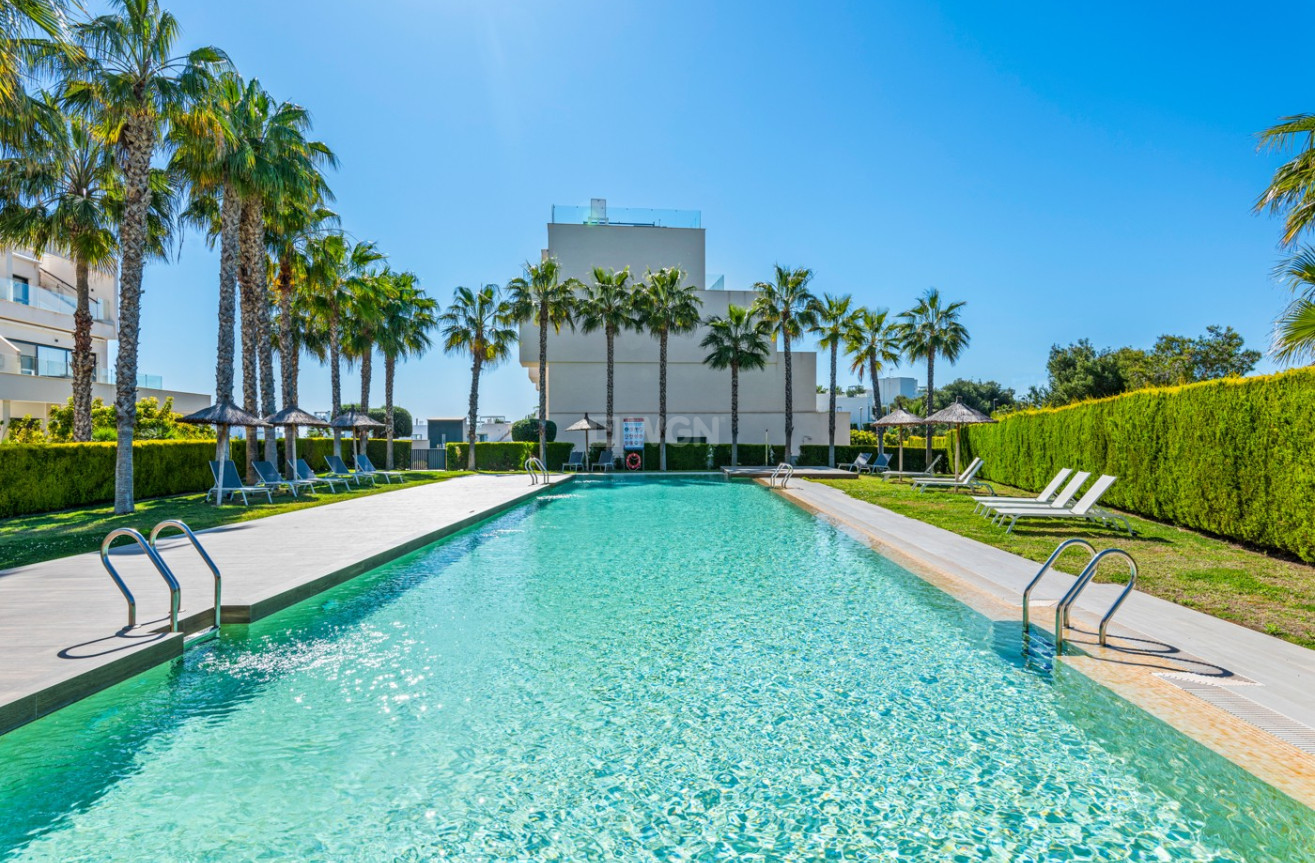 Odsprzedaż - Mieszkanie w bloku - Orihuela - Inland