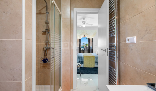 Odsprzedaż - Villa - Almoradí - Inland