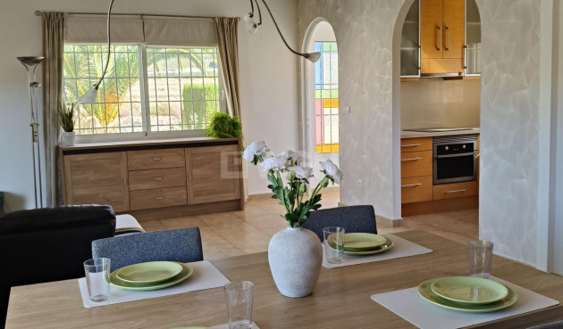 Wiederverkauf - Villa - La Romana - Inland