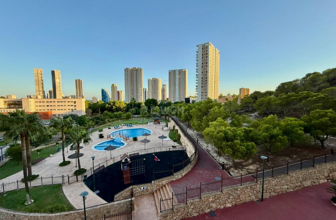 Resale - Apartment / flat - Benidorm - Via Parque
