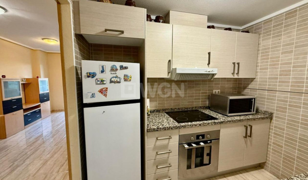 Resale - Apartment / flat - Benidorm - Via Parque