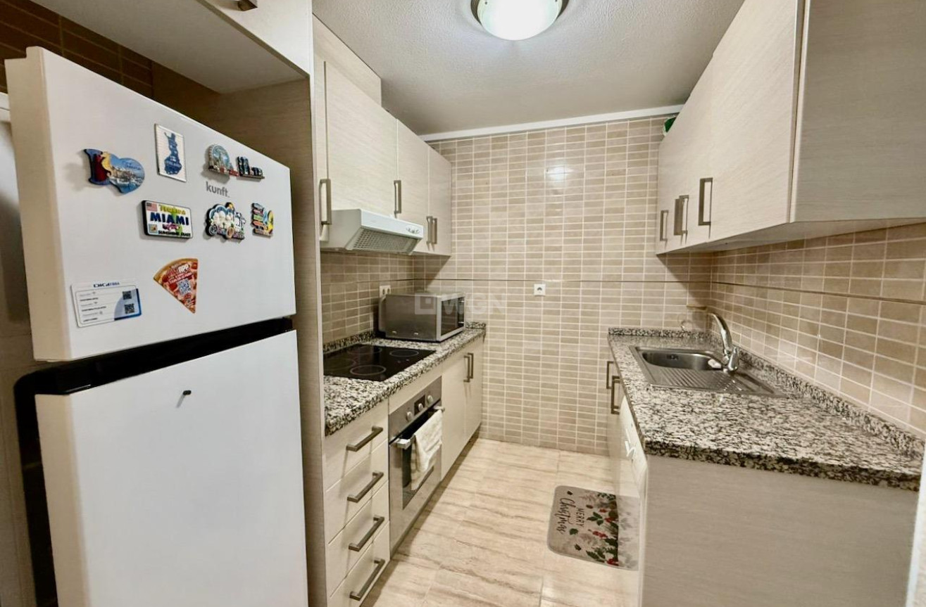 Resale - Apartment / flat - Benidorm - Via Parque