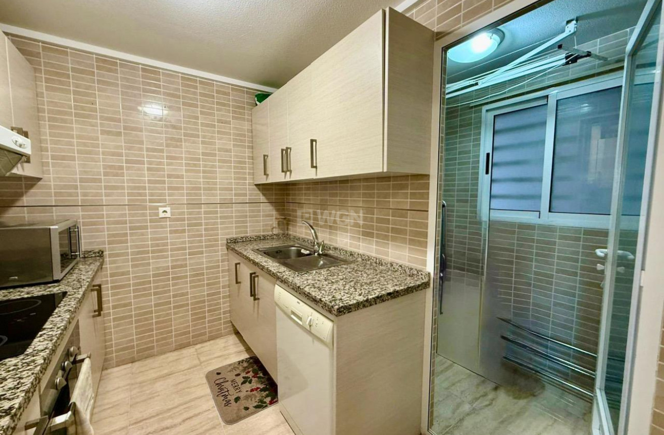 Resale - Apartment / flat - Benidorm - Via Parque