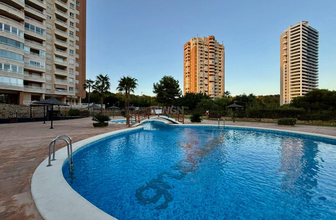 Resale - Apartment / flat - Benidorm - Via Parque