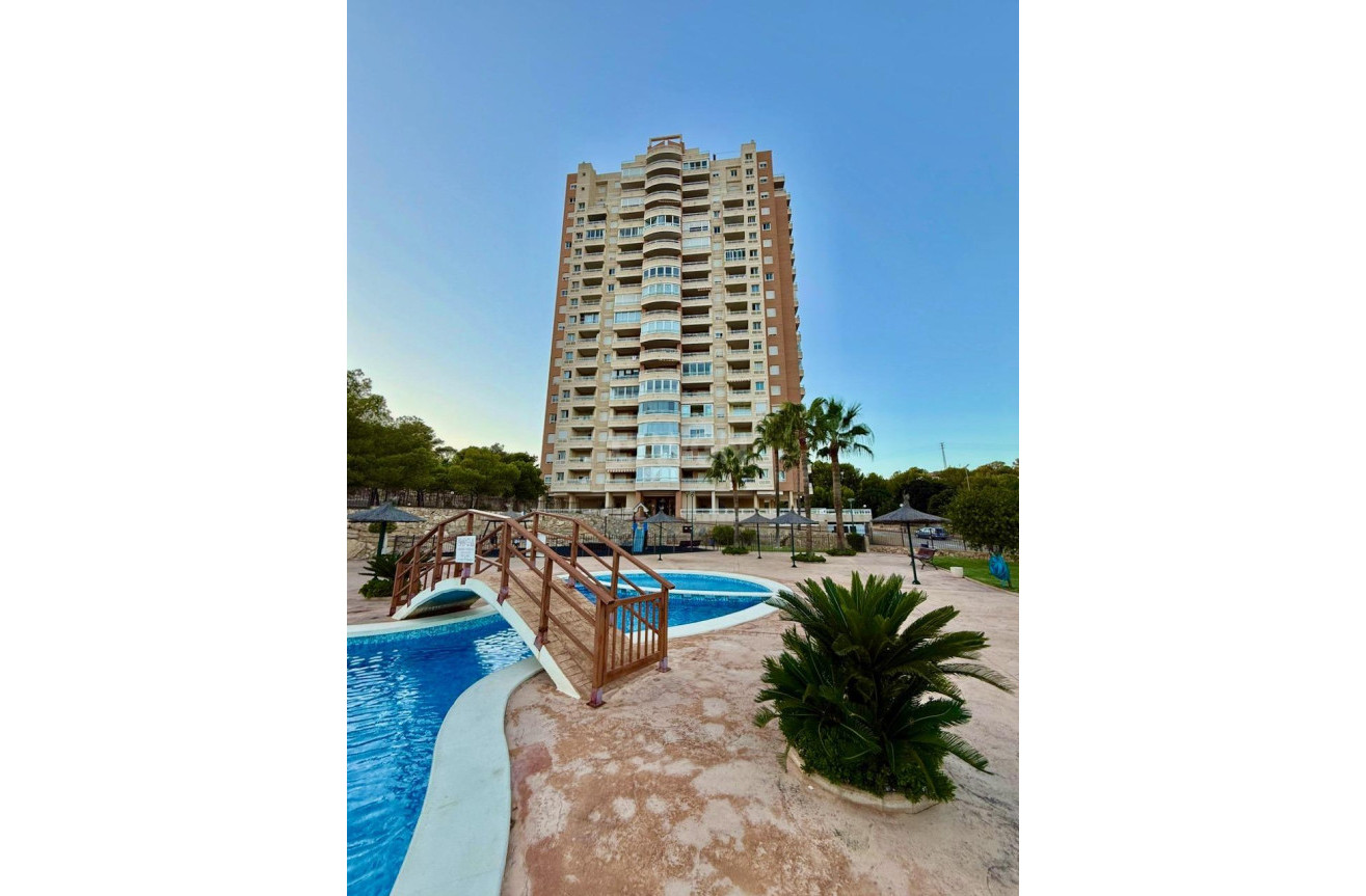 Resale - Apartment / flat - Benidorm - Via Parque