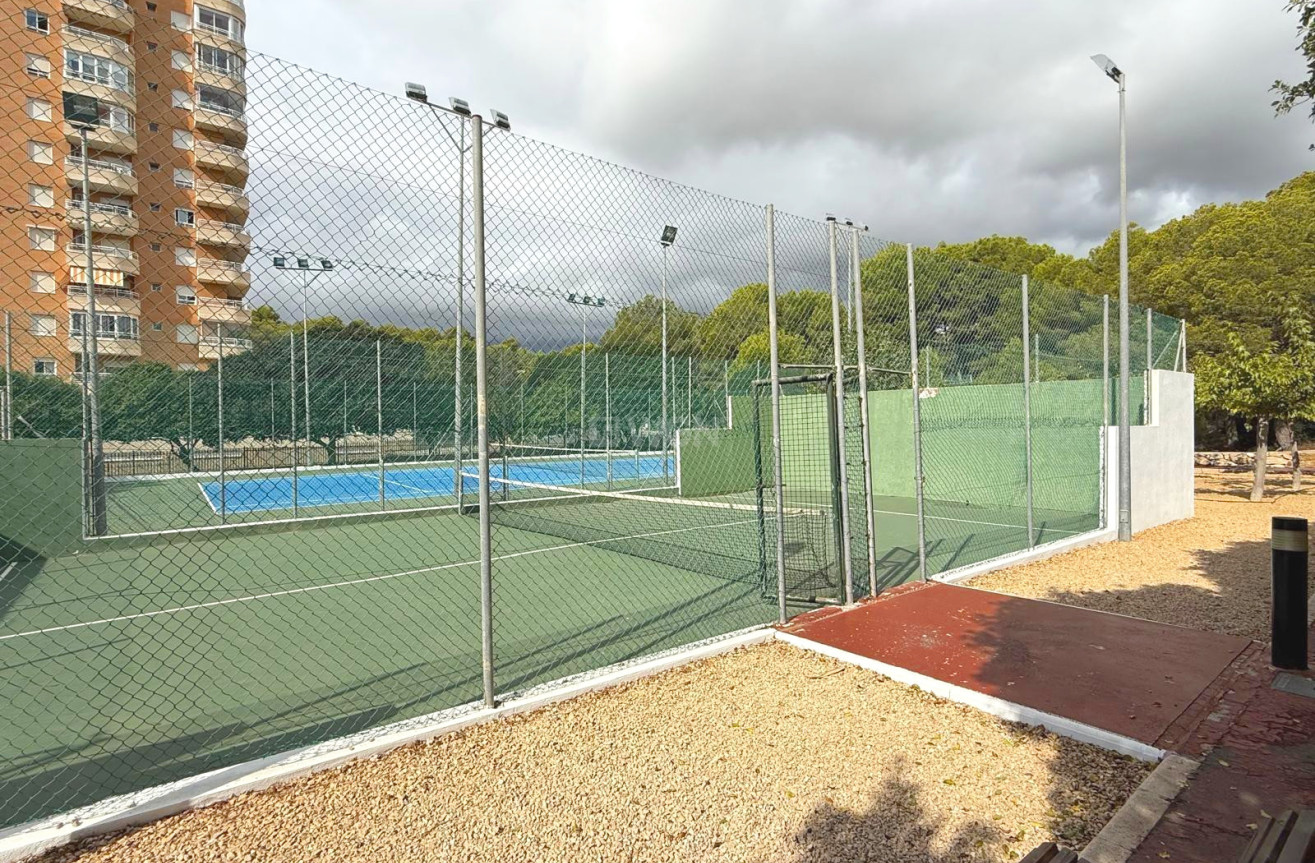 Resale - Apartment / flat - Benidorm - Via Parque