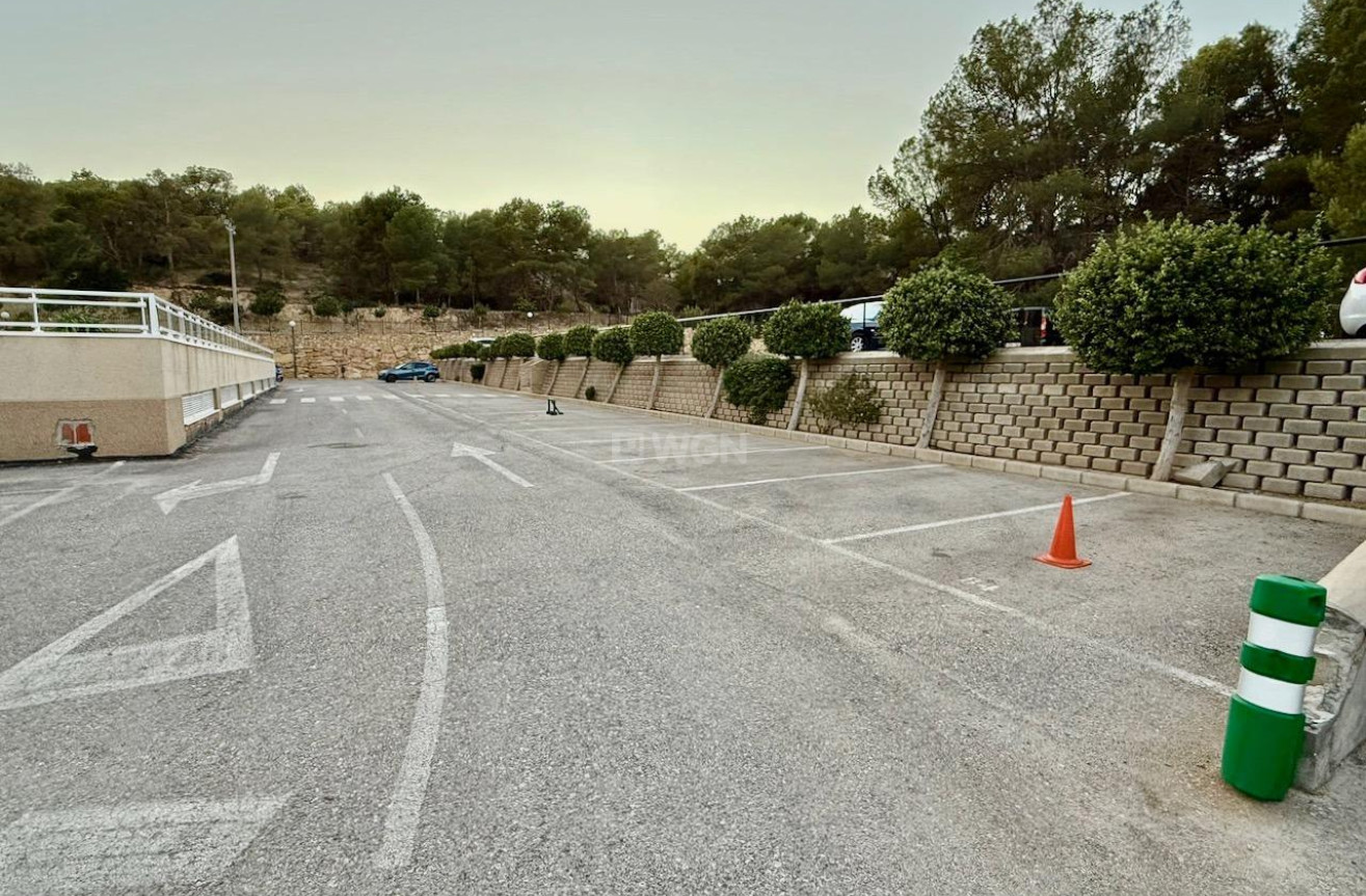 Resale - Apartment / flat - Benidorm - Via Parque