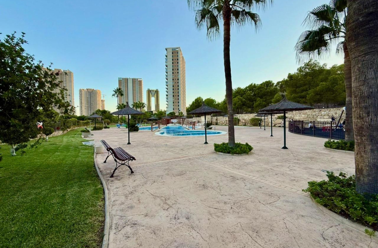 Resale - Apartment / flat - Benidorm - Via Parque
