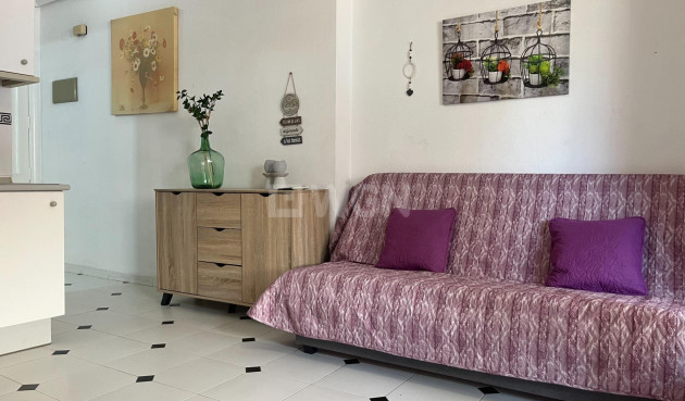 Resale - Apartment / flat - Torrevieja - Centro