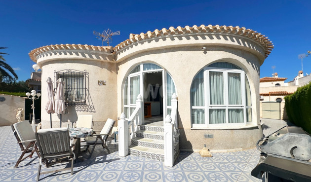 Odsprzedaż - Villa - Orihuela Costa - Costa Blanca