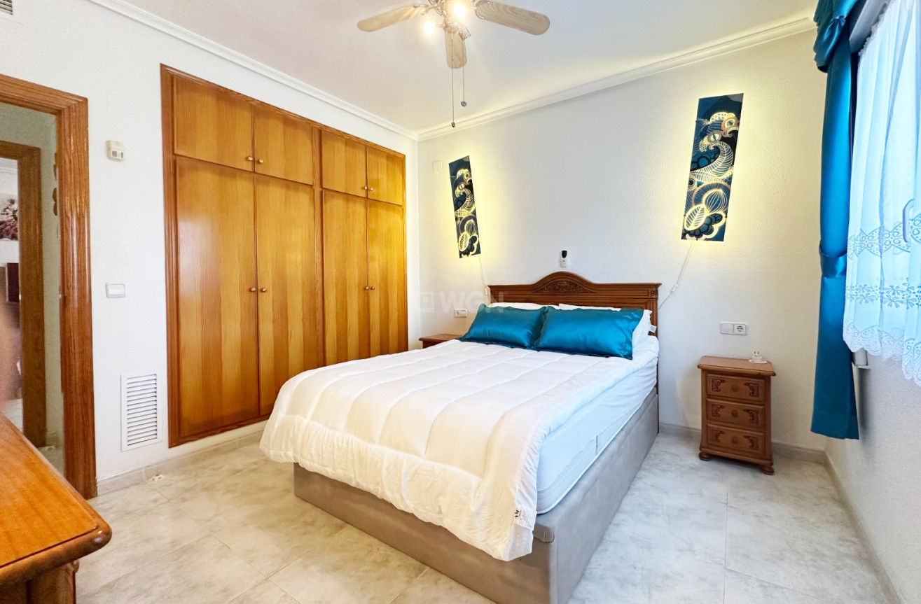 Odsprzedaż - Villa - Orihuela Costa - Costa Blanca