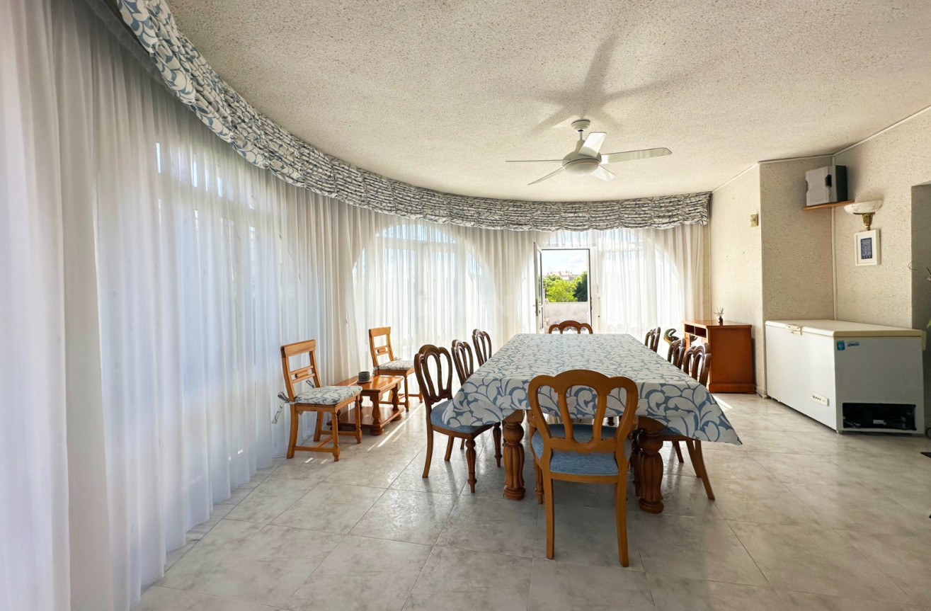 Odsprzedaż - Villa - Orihuela Costa - Costa Blanca