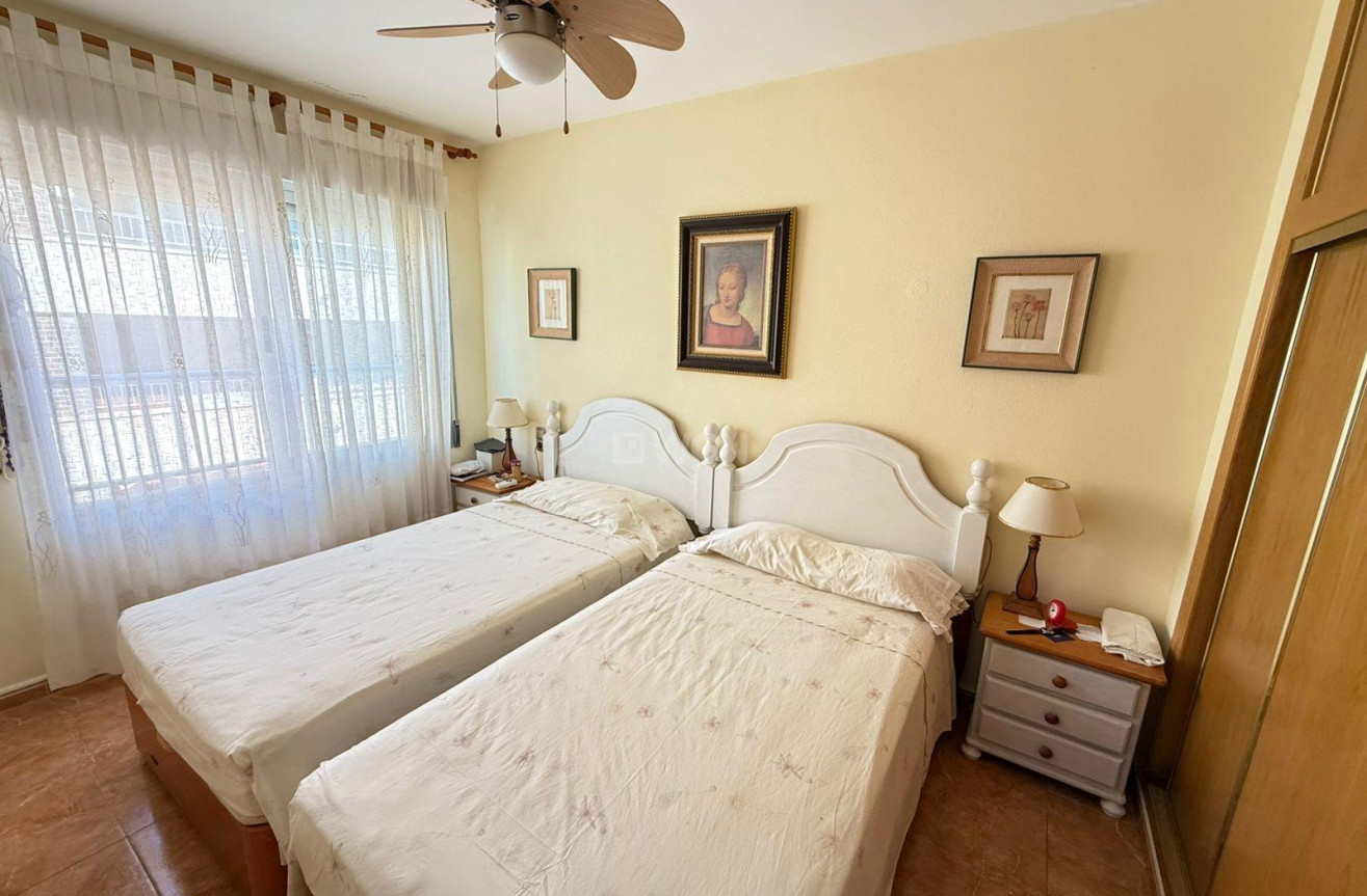 Wiederverkauf - Wohnung - Torrevieja - Playa del Cura