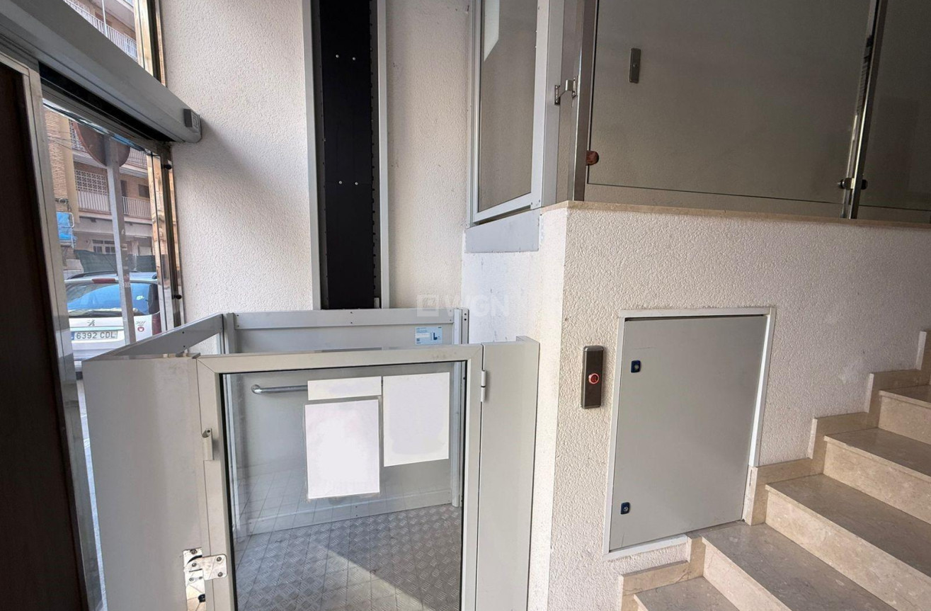 Wiederverkauf - Wohnung - Torrevieja - Playa del Cura