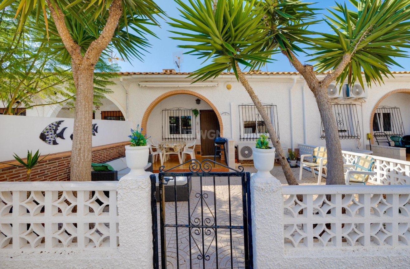 Reventa - Adosado - Torrevieja - Nueva Torrevieja