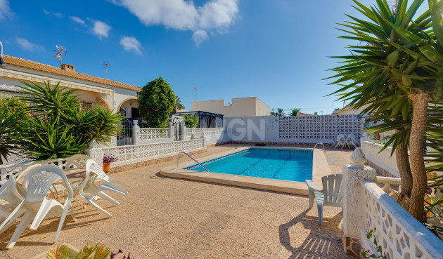 Reventa - Adosado - Torrevieja - Nueva Torrevieja