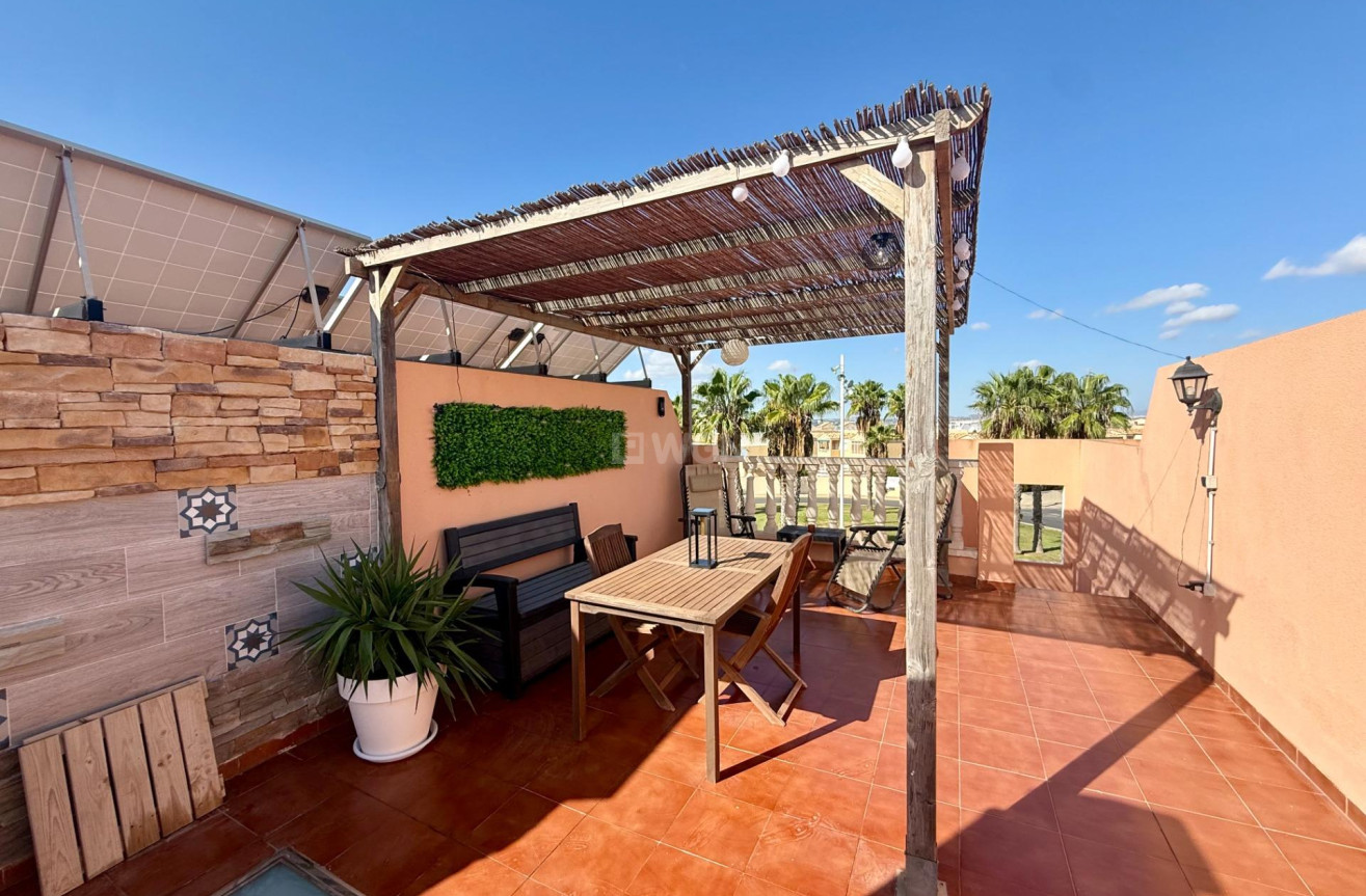 Resale - Villa - Torrevieja - El Limonar