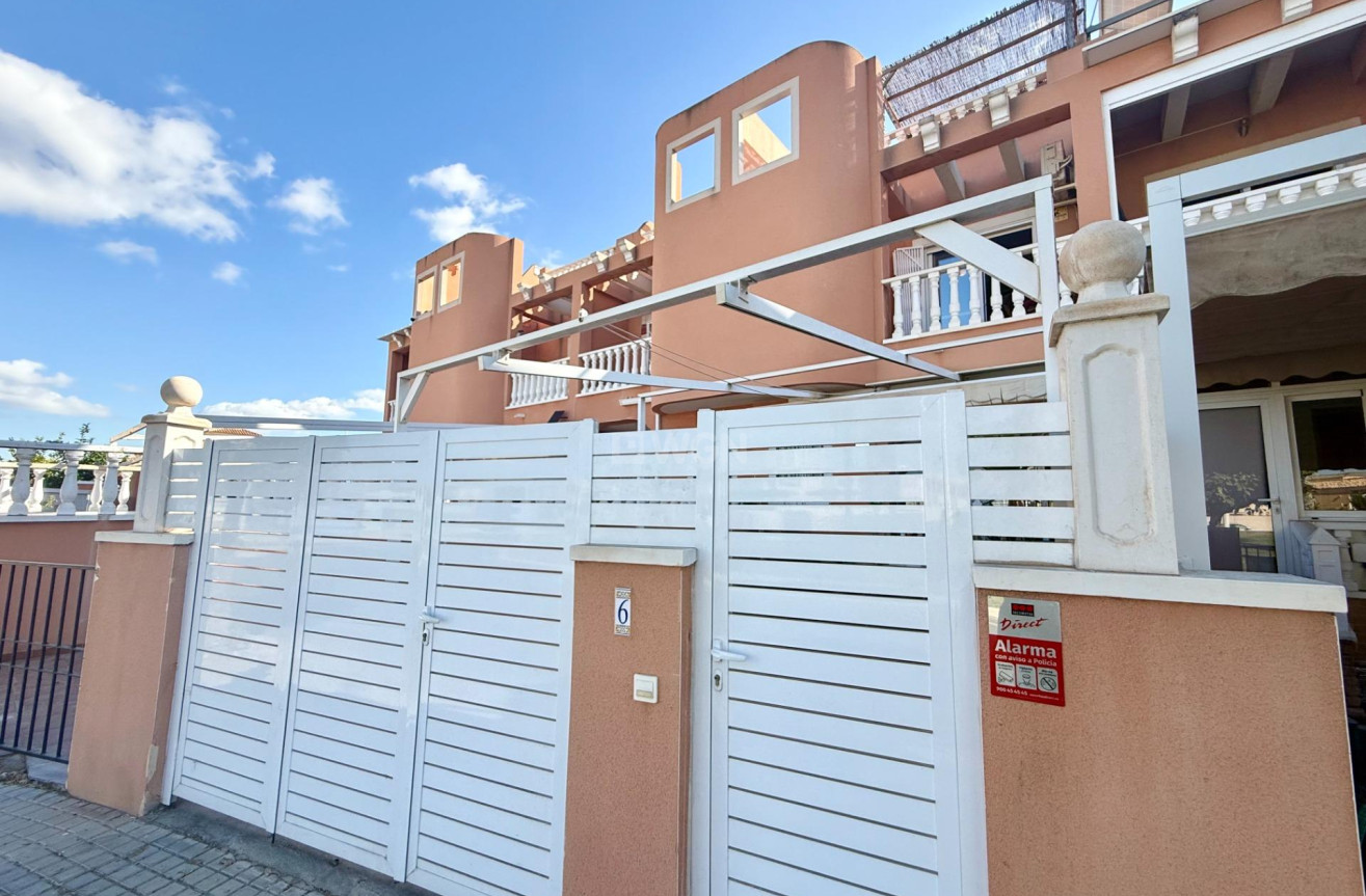 Resale - Villa - Torrevieja - El Limonar