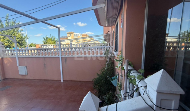 Resale - Villa - Torrevieja - El Limonar