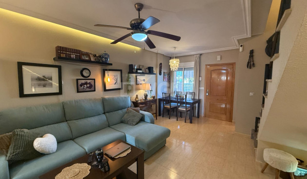 Resale - Villa - Torrevieja - El Limonar