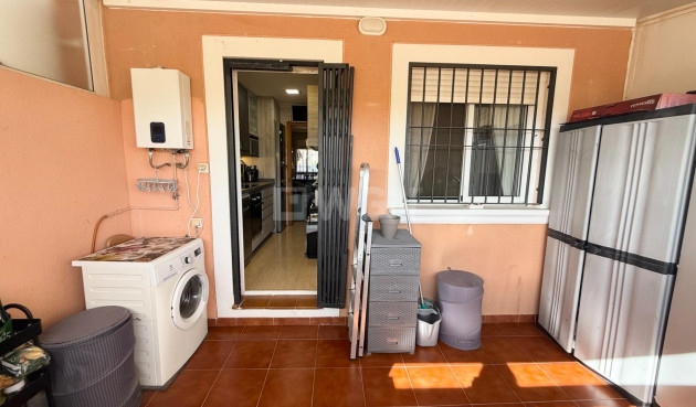 Resale - Villa - Torrevieja - El Limonar