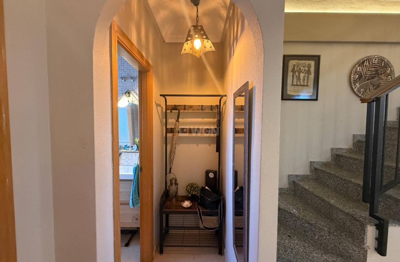 Resale - Villa - Torrevieja - El Limonar