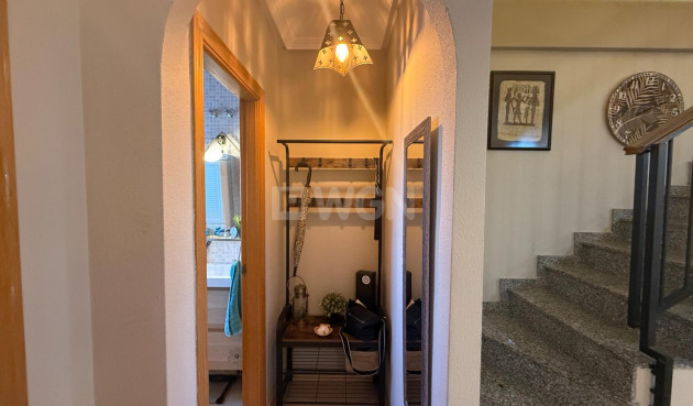 Resale - Villa - Torrevieja - El Limonar