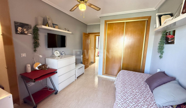 Resale - Villa - Torrevieja - El Limonar