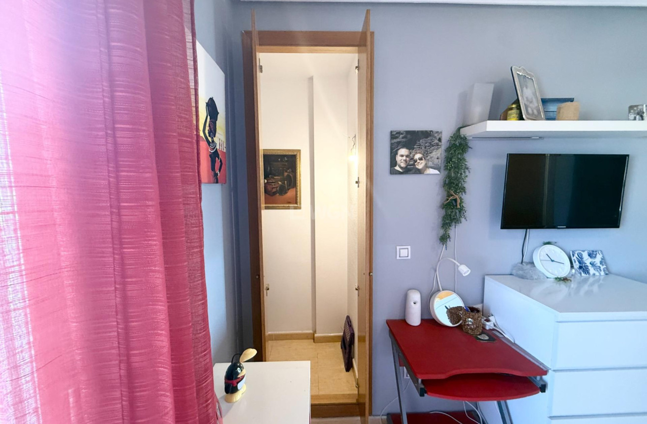 Resale - Villa - Torrevieja - El Limonar