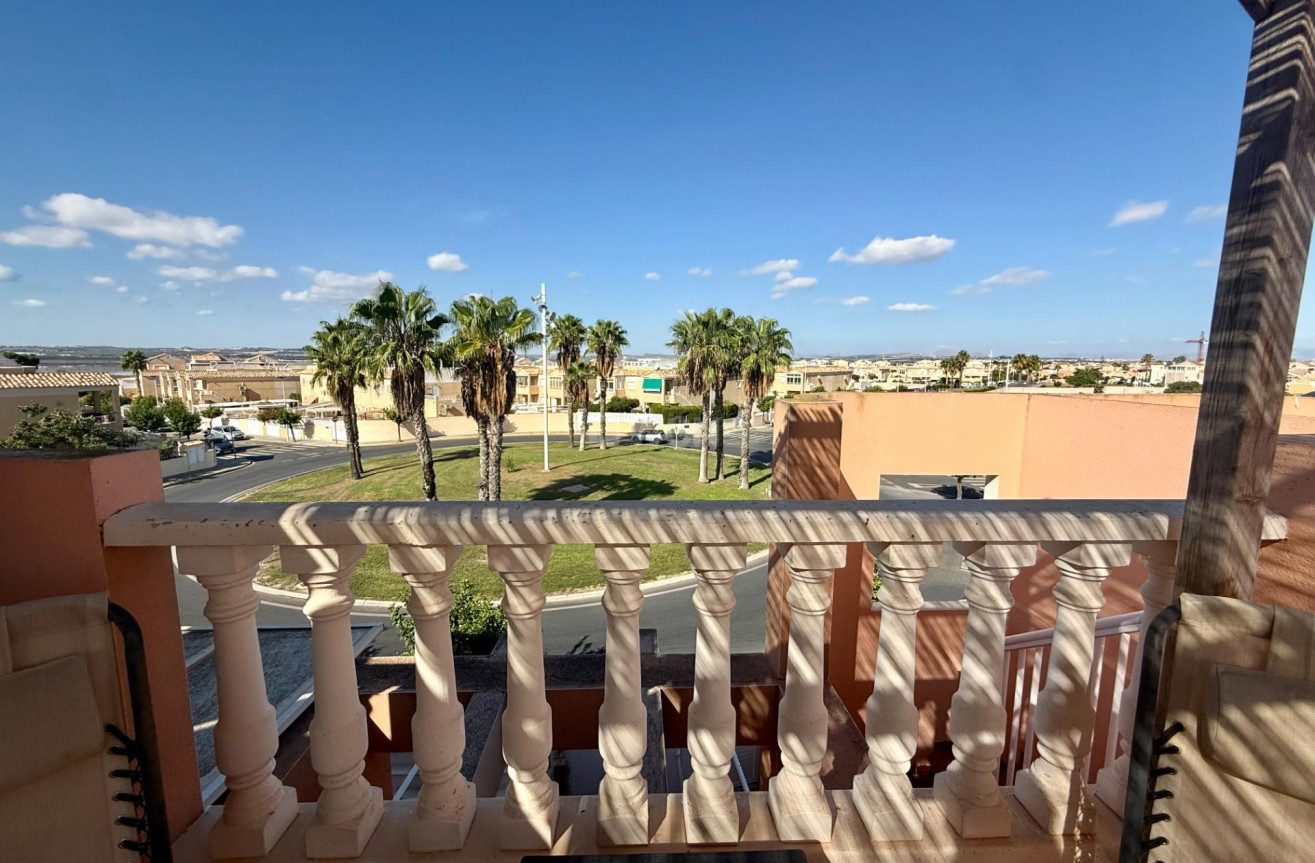 Resale - Villa - Torrevieja - El Limonar