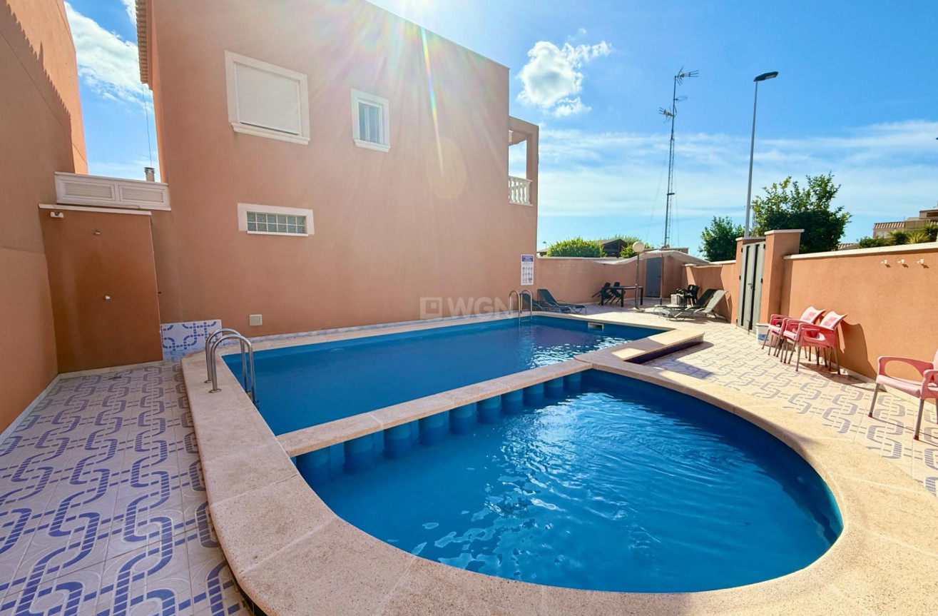 Resale - Villa - Torrevieja - El Limonar