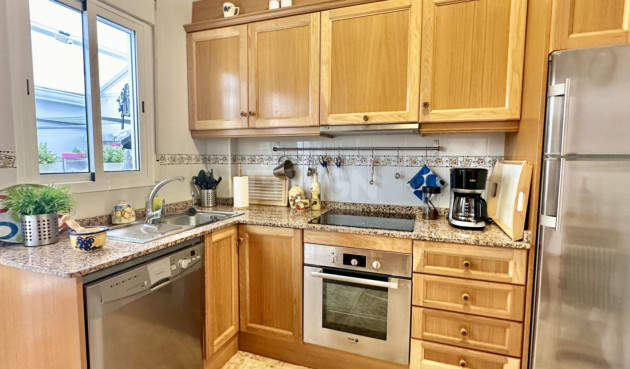 Odsprzedaż - Kamienica - Orihuela Costa - Costa Blanca