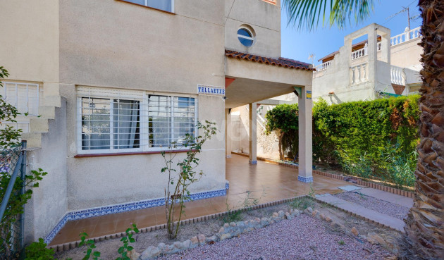 Odsprzedaż - Kamienica - Torrevieja - Paraje Natural