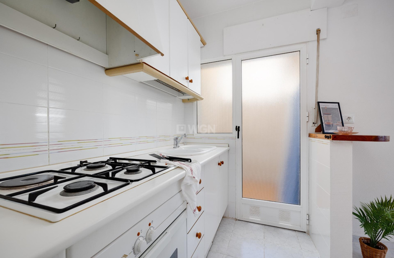 Odsprzedaż - Kamienica - Torrevieja - Paraje Natural