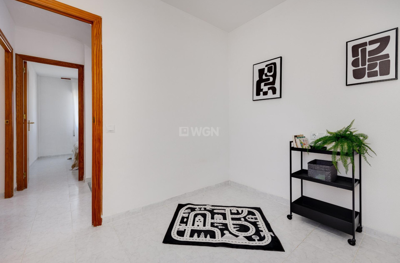 Odsprzedaż - Kamienica - Torrevieja - Paraje Natural