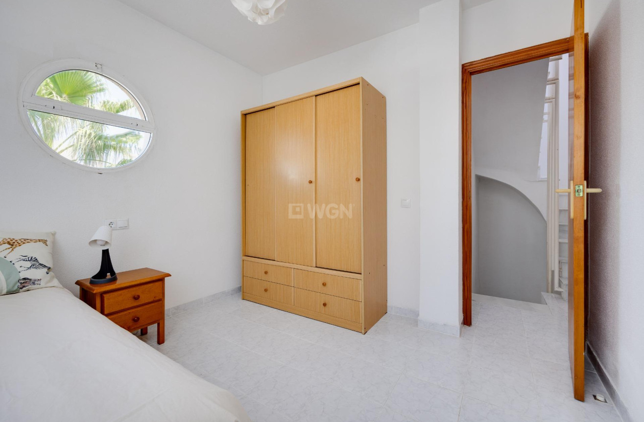 Odsprzedaż - Kamienica - Torrevieja - Paraje Natural